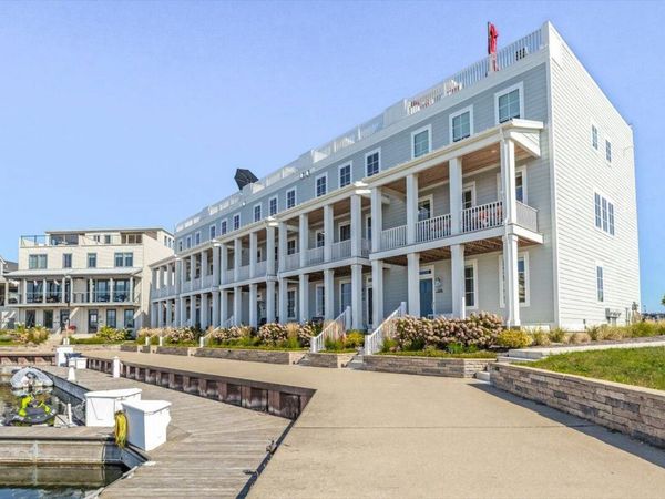 126 Mariners Cove, St. Joseph, MI 49085