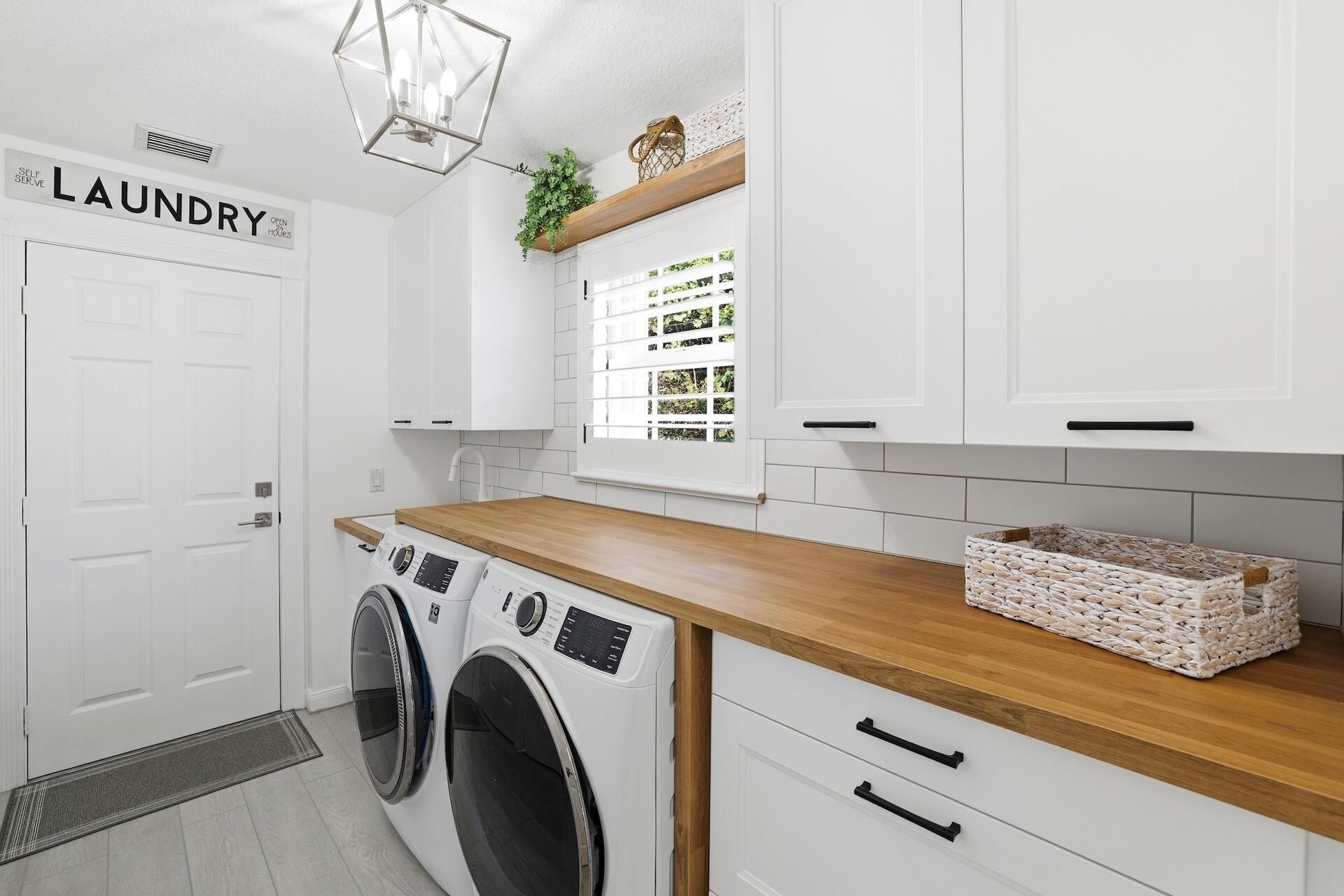 8190 Saint Johns Court, Wellington, FL 33414 Photo