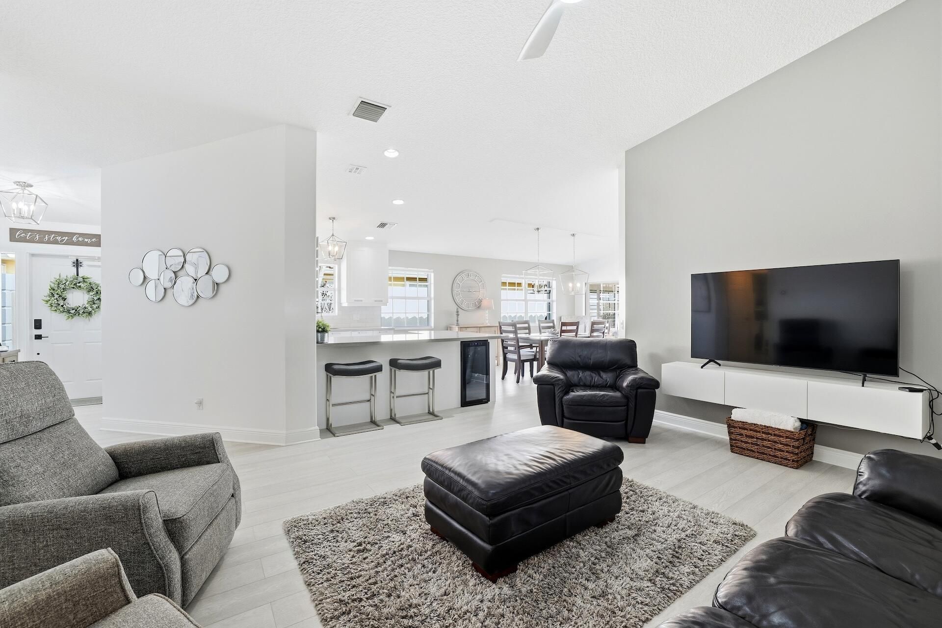 8190 Saint Johns Court, Wellington, FL 33414 Photo