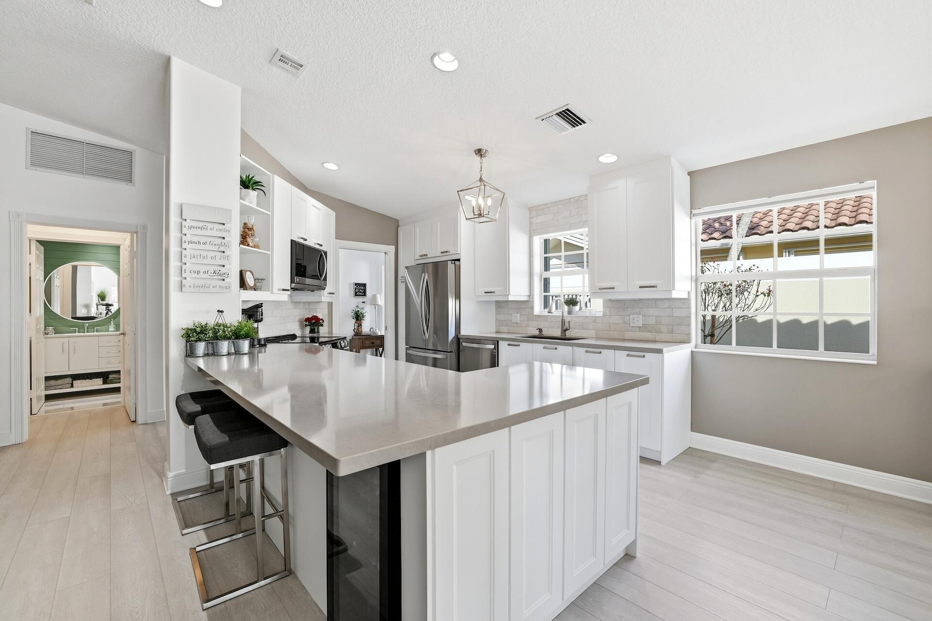 8190 Saint Johns Court, Wellington, FL 33414 Photo