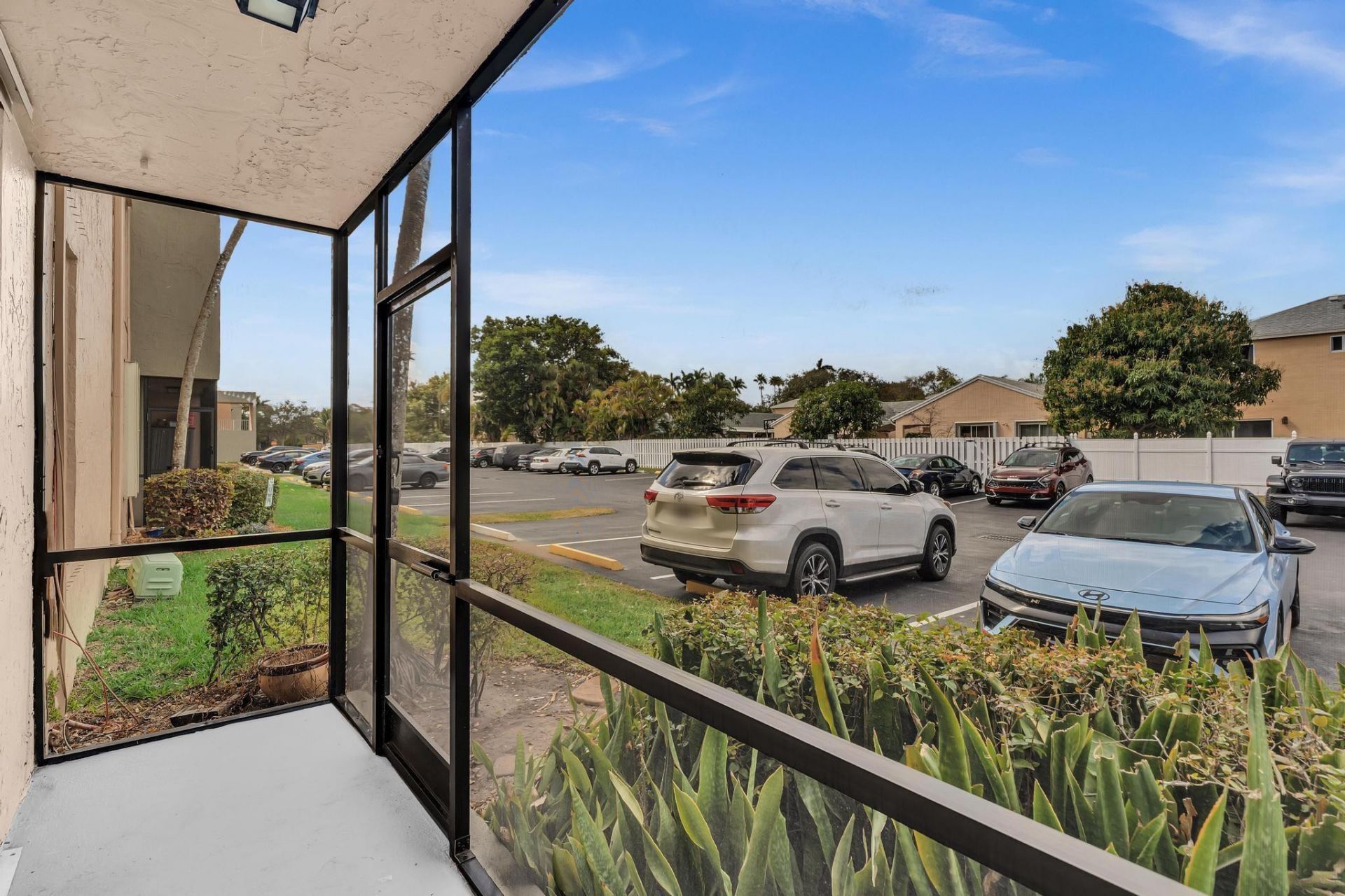 7175 Orange Dr, Unit 111H, Davie, FL 33314 Photo