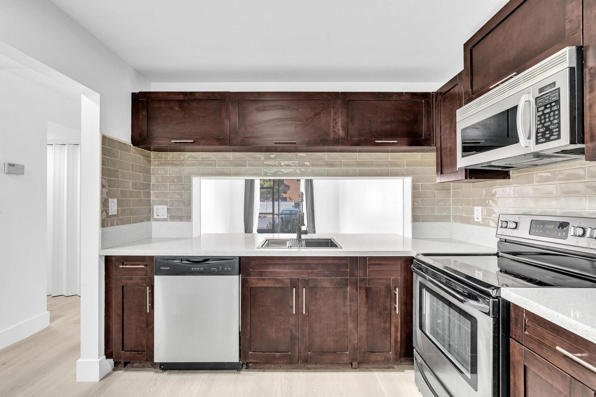 7175 Orange Dr, Unit 111H, Davie, FL 33314 Photo