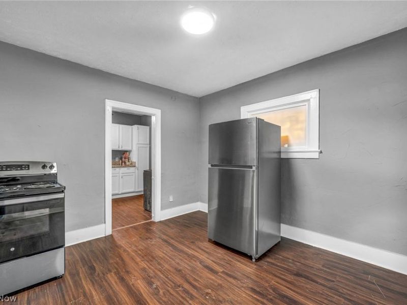 1829 E 33rd Street, Lorain, OH 44055 Photo 11