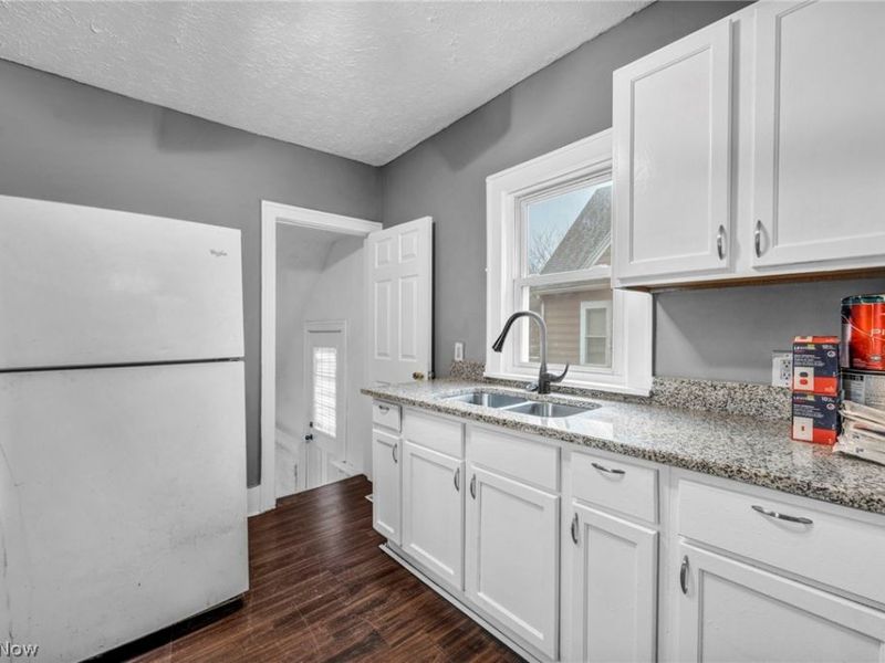 1829 E 33rd Street, Lorain, OH 44055 Photo 18