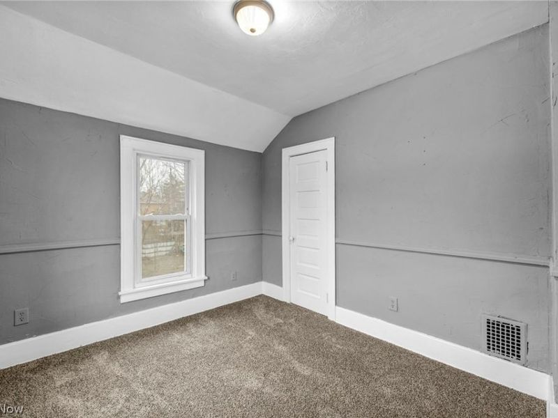 1829 E 33rd Street, Lorain, OH 44055 Photo 20