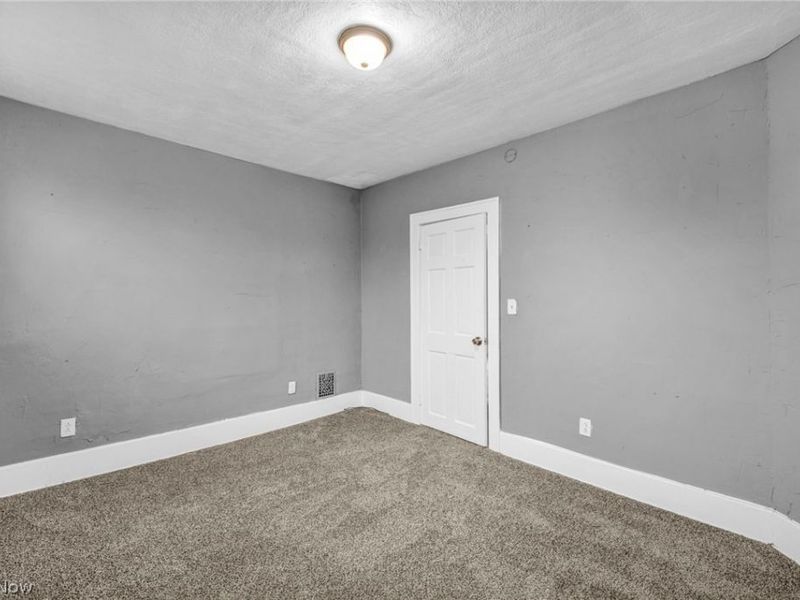 1829 E 33rd Street, Lorain, OH 44055 Photo 29