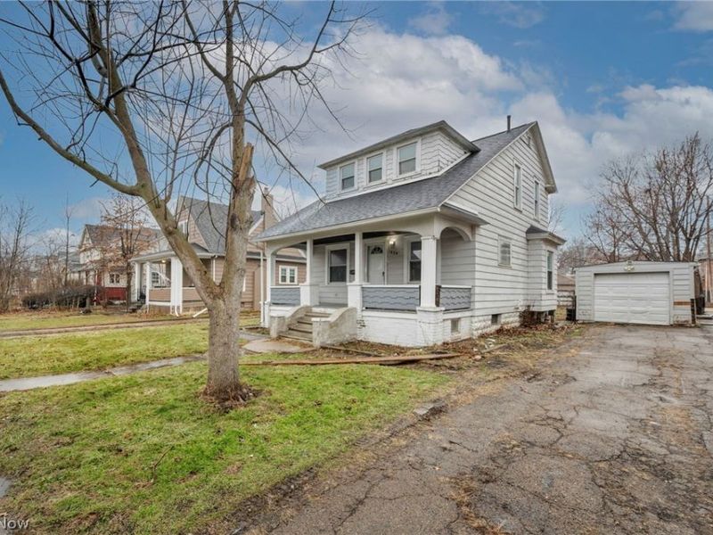 1829 E 33rd Street, Lorain, OH 44055 Photo 3