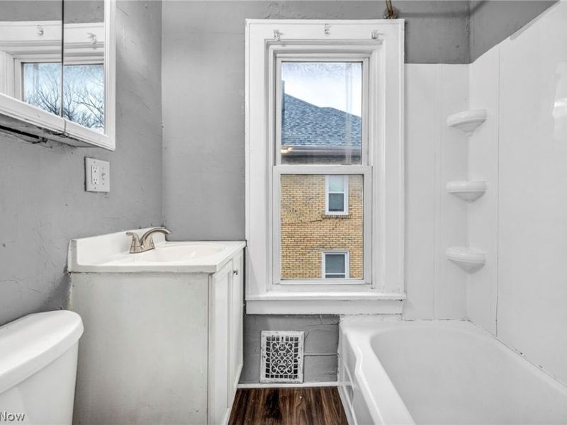 1829 E 33rd Street, Lorain, OH 44055 Photo 31