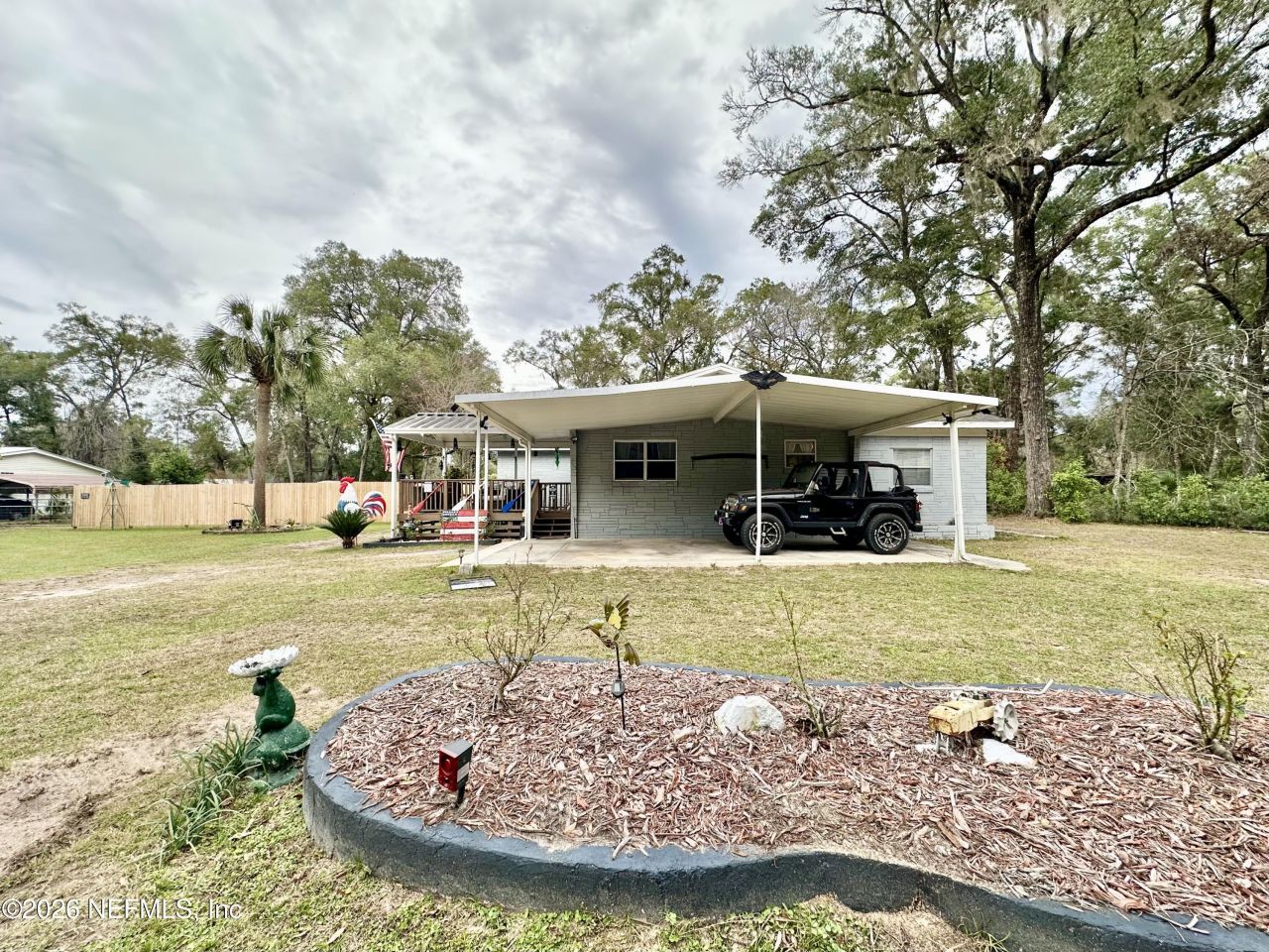 9430 Carolina Way Way, Fanning Springs, FL 32693 Photo