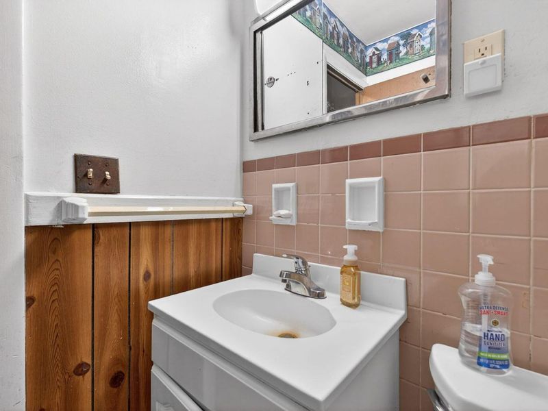 4628 Wyandotte Drive, Columbus, OH 43230 Photo 15