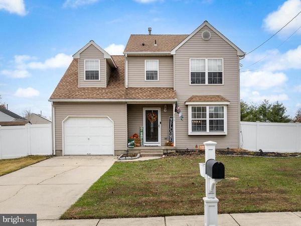 30 ORCHARD AVENUE, BLACKWOOD, NJ 08012