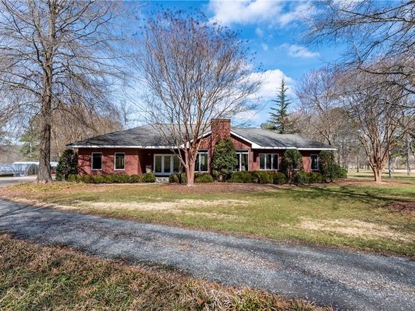 6414 Highway 136 W, Talking Rock, GA 30175