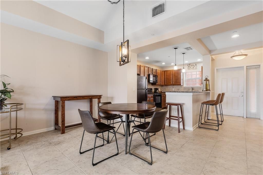 10035 Via Colomba Cir, Unit 102, Fort Myers, FL 33966 Photo