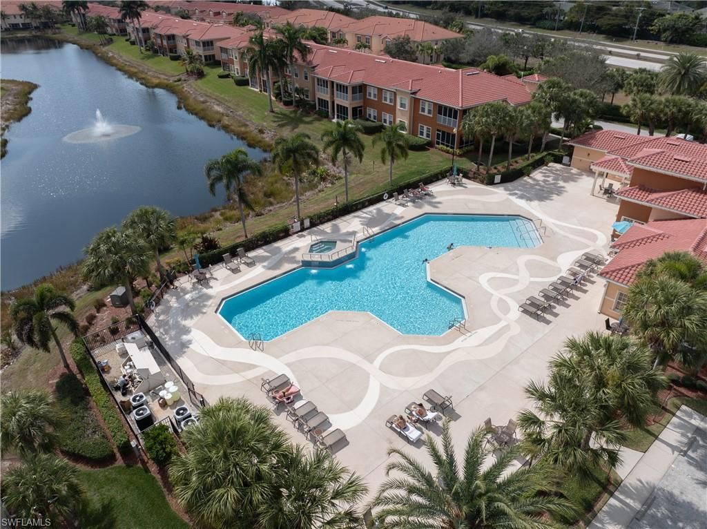 10035 Via Colomba Cir, Unit 102, Fort Myers, FL 33966 Photo