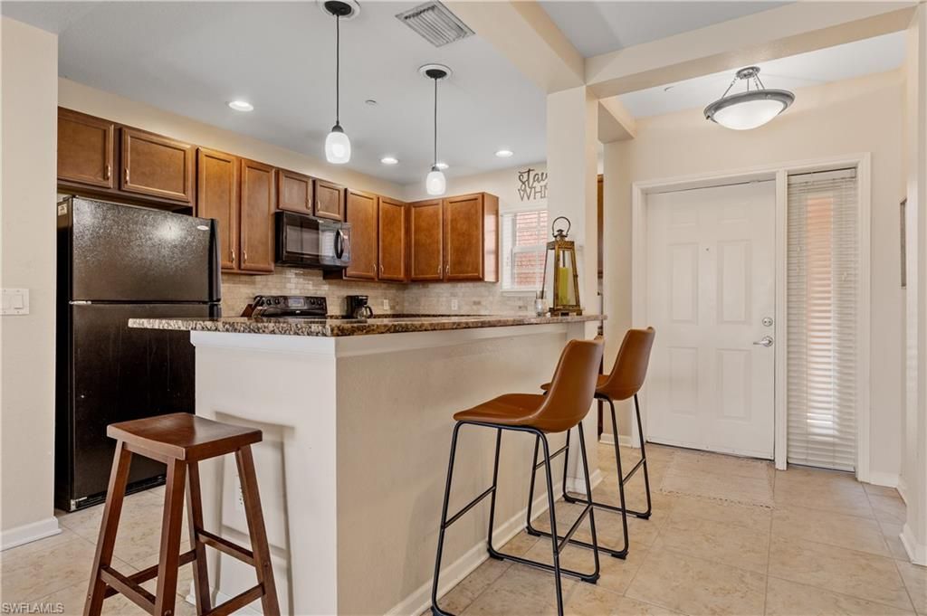 10035 Via Colomba Cir, Unit 102, Fort Myers, FL 33966 Photo