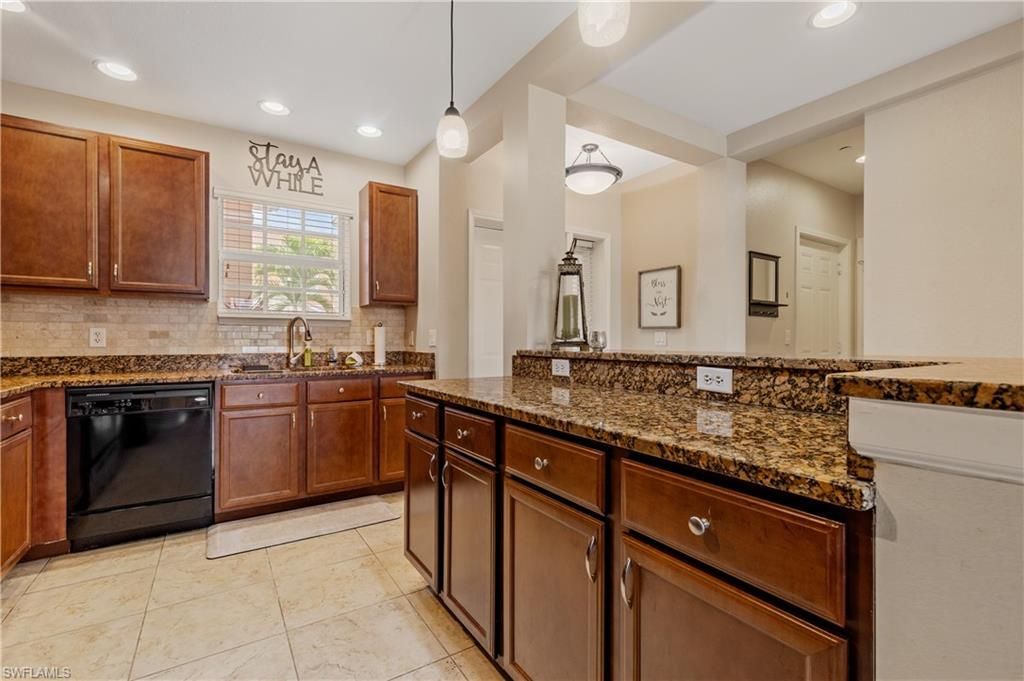 10035 Via Colomba Cir, Unit 102, Fort Myers, FL 33966 Photo