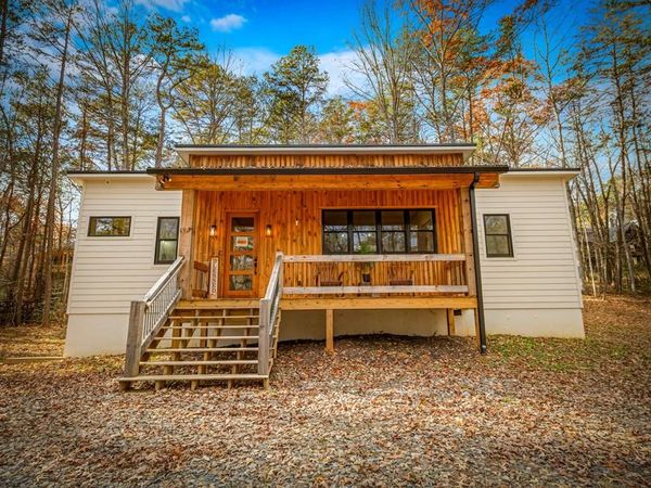 649 Lees Ride, Mccaysville, GA 30555