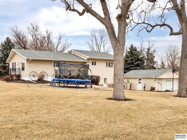512 5th Street, Yutan, NE 68073