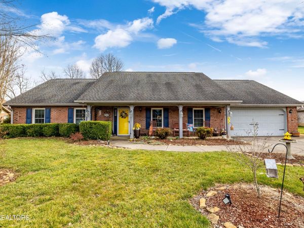 2320 Portland Drive, Maryville, TN 37803