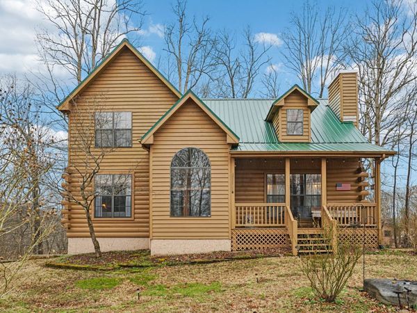 747 Lone Oak Dr, Pegram, TN 37143