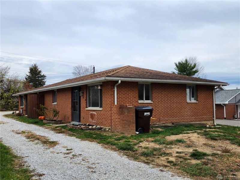 542 Fairfield Avenue, Fairborn, OH 45324 Photo 1