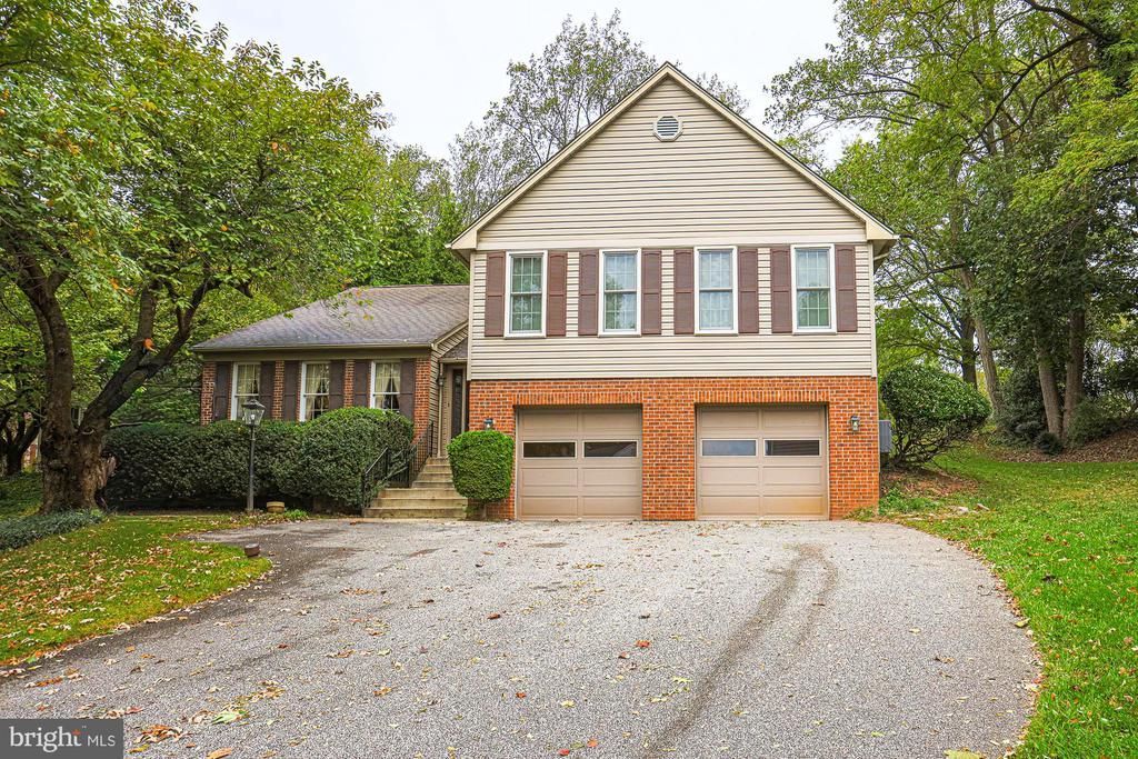 260 Hunters Ridge Road, Lutherville Timonium, MD 21093 Main Photo