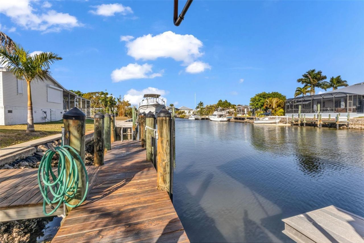 700 Longbeach Court, Punta Gorda, FL 33950 Photo