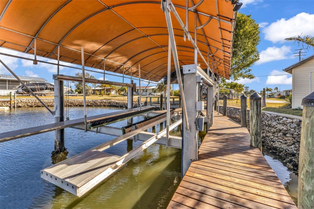 700 Longbeach Court, Punta Gorda, FL 33950 Photo