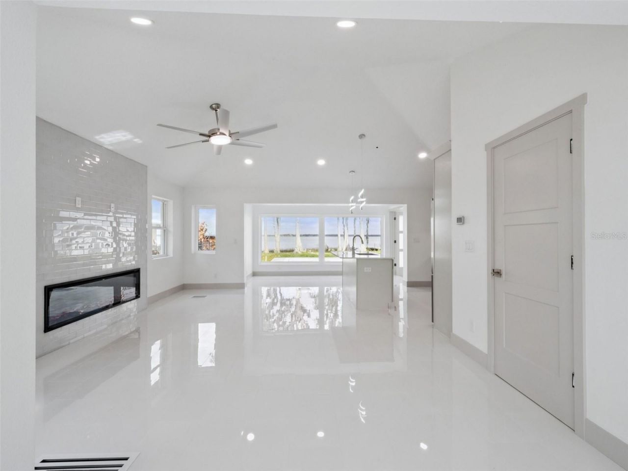 28055 Leuty Road, Okahumpka, FL 34762 Photo