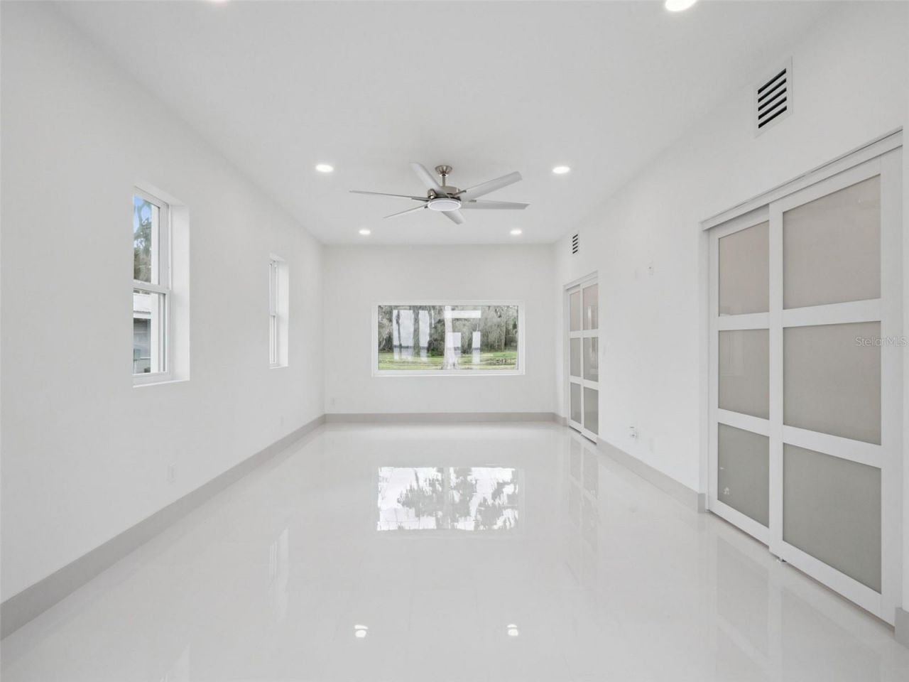 28055 Leuty Road, Okahumpka, FL 34762 Photo