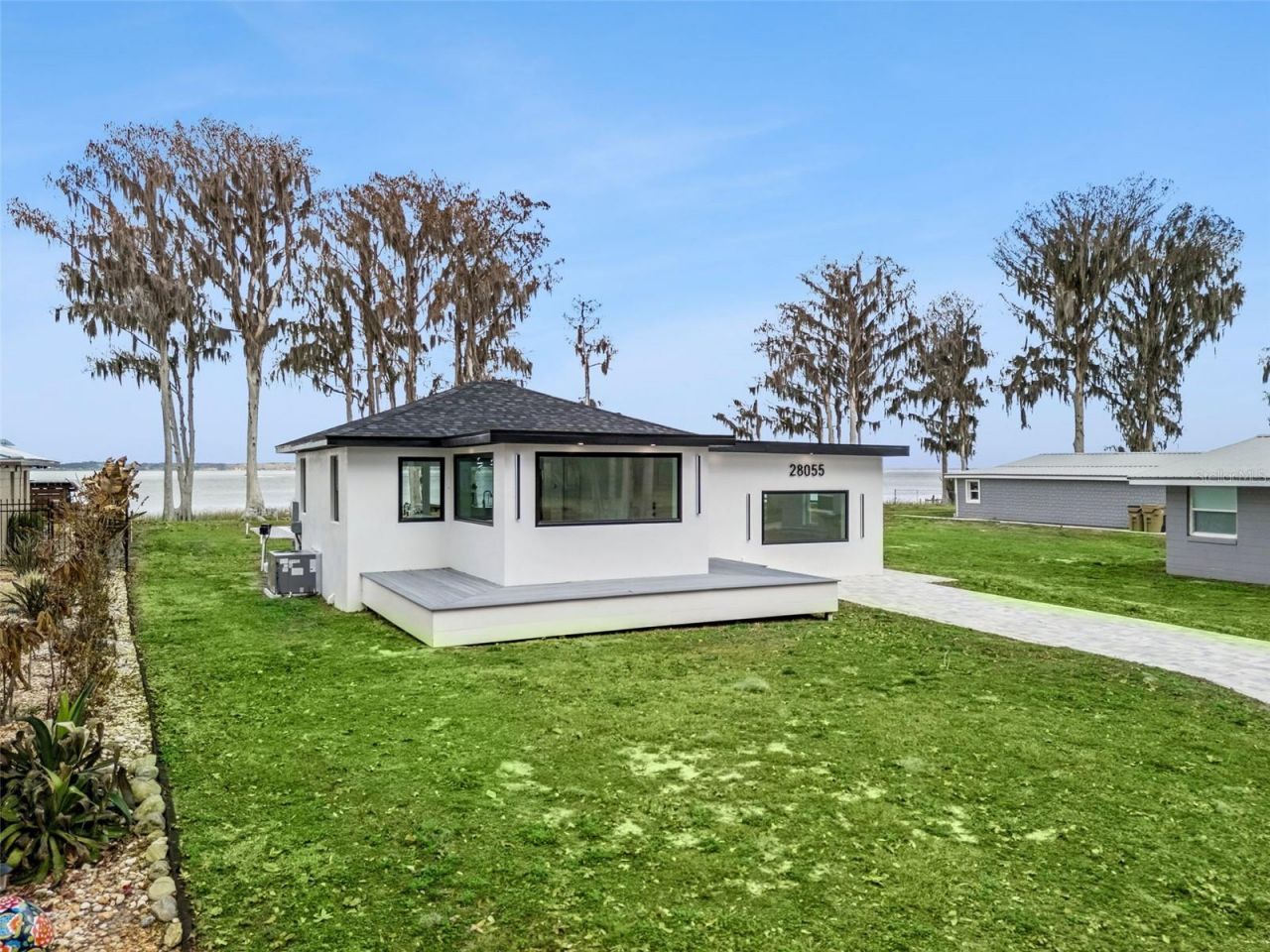 28055 Leuty Road, Okahumpka, FL 34762 Photo