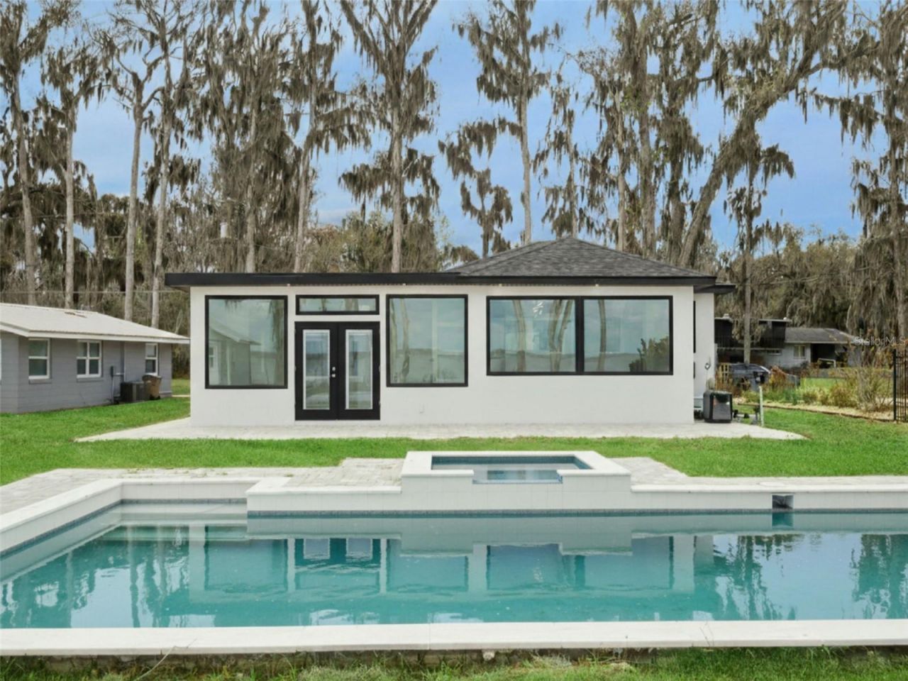 28055 Leuty Road, Okahumpka, FL 34762 Photo