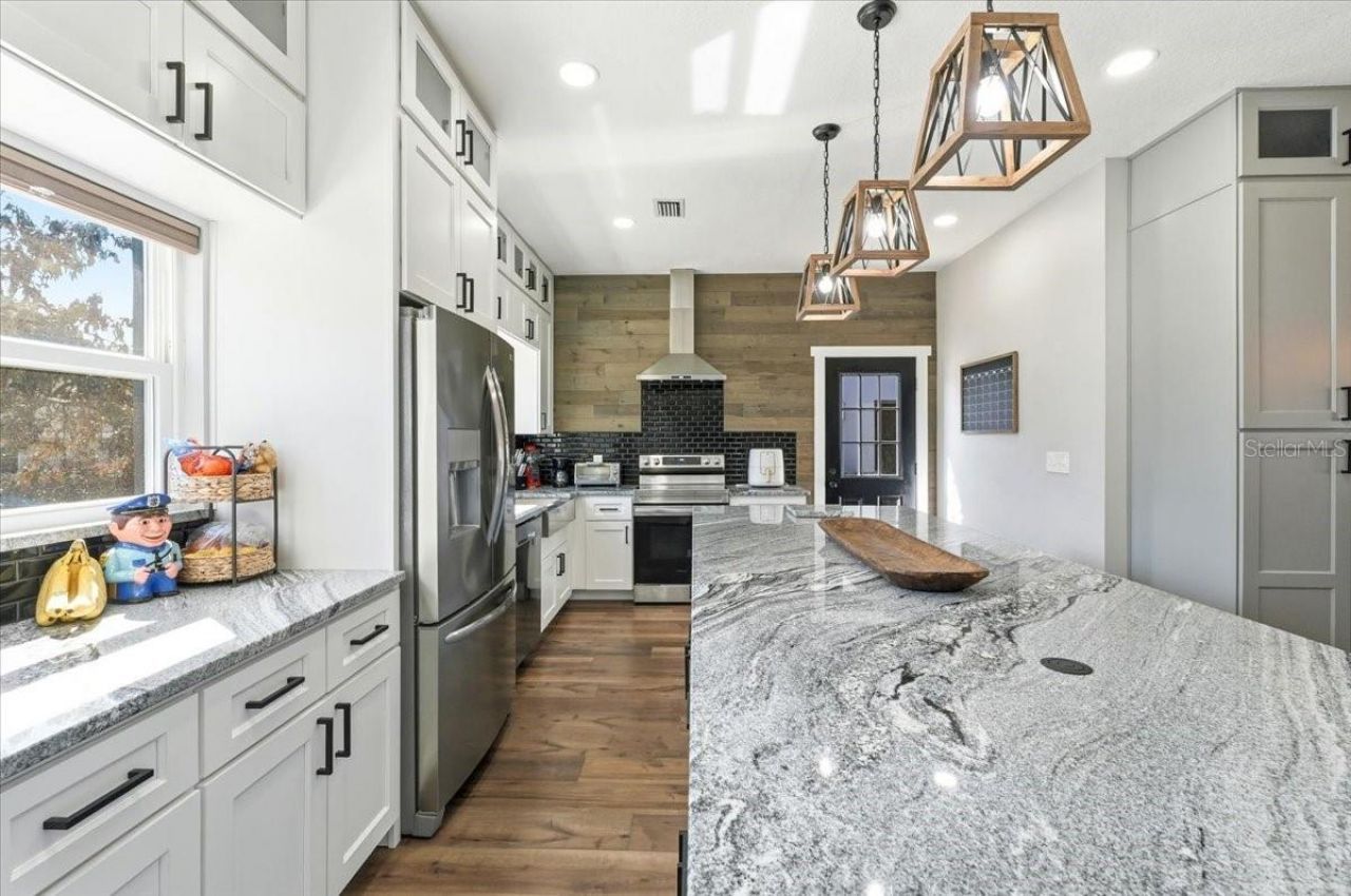 5225 Glenmore Drive, Lakeland, FL 33813 Photo