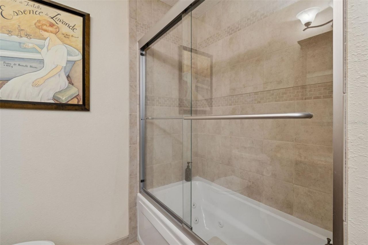 2268 Indian Avenue N, Belleair Bluffs, FL 33770 Photo