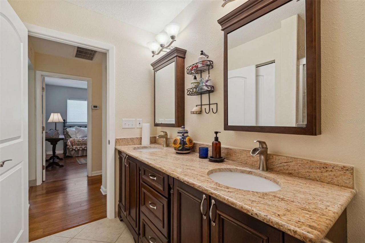 2268 Indian Avenue N, Belleair Bluffs, FL 33770 Photo