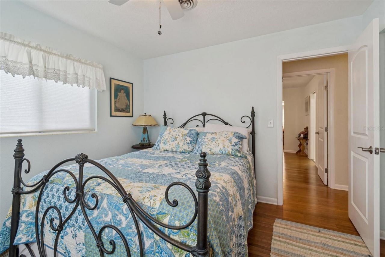 2268 Indian Avenue N, Belleair Bluffs, FL 33770 Photo