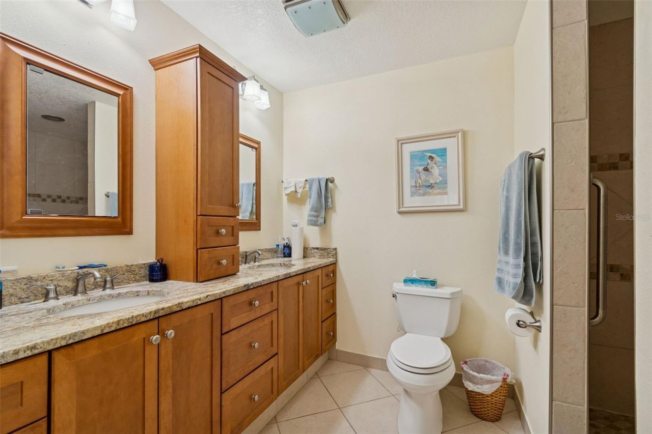 2268 Indian Avenue N, Belleair Bluffs, FL 33770 Photo