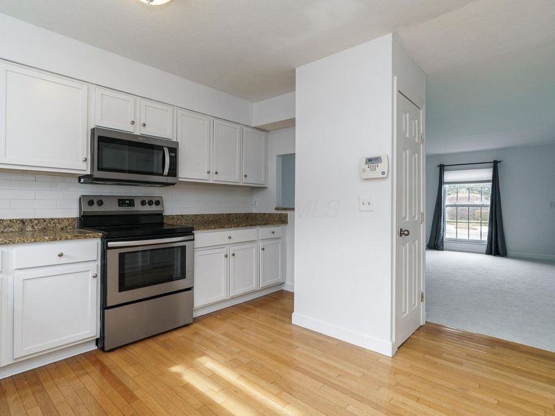 1217 Weybridge Road , Columbus, OH 43220 Photo 10