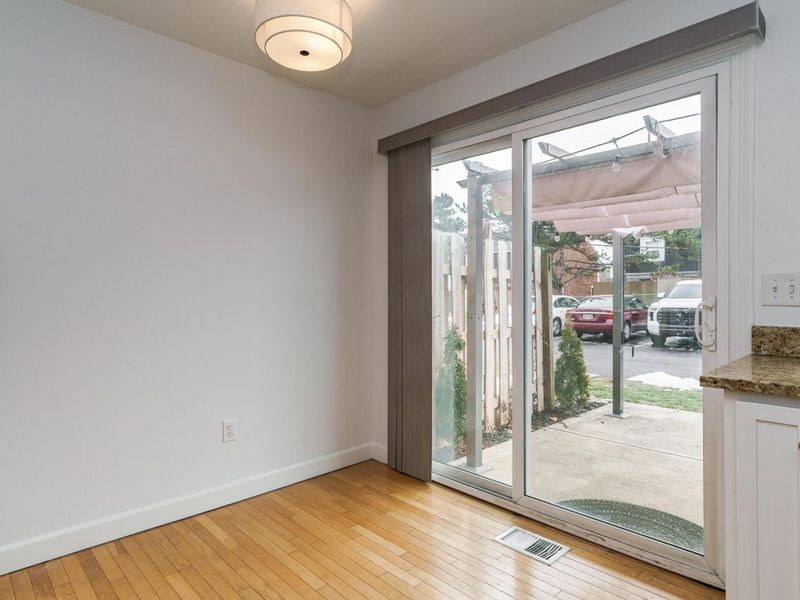 1217 Weybridge Road , Columbus, OH 43220 Photo 13