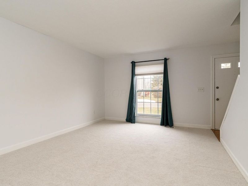 1217 Weybridge Road , Columbus, OH 43220 Photo 6