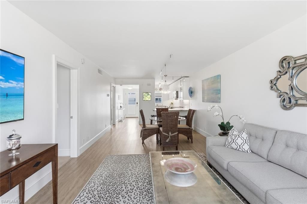 416 Broad Ave S, Unit H416, Naples, FL 34102 Photo