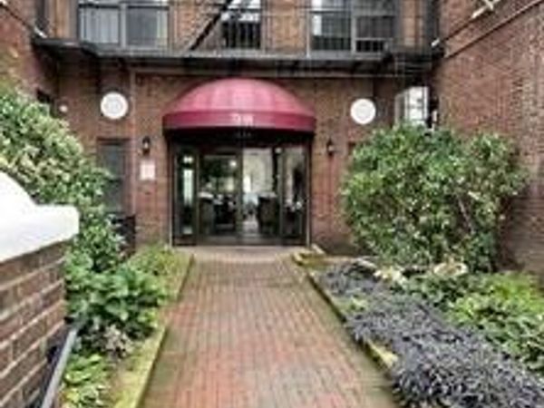 72-34 Austin Street , Unit D4, Forest Hills, NY 11375