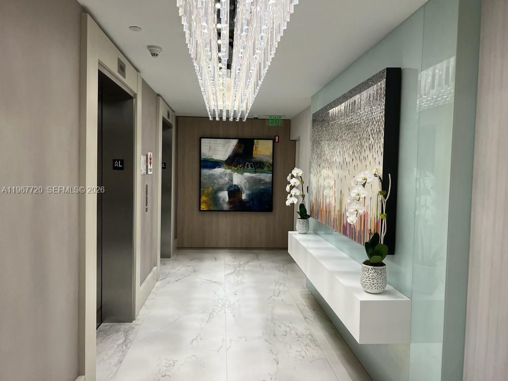 21055 Yacht Club Dr , Unit 1009, Aventura, FL 33180 Photo