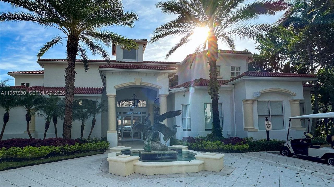 3255 NE 184th St, Unit 12105, Aventura, FL 33160 Photo