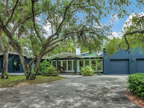 9290 SW 117th Ter, Pinecrest, FL 33176