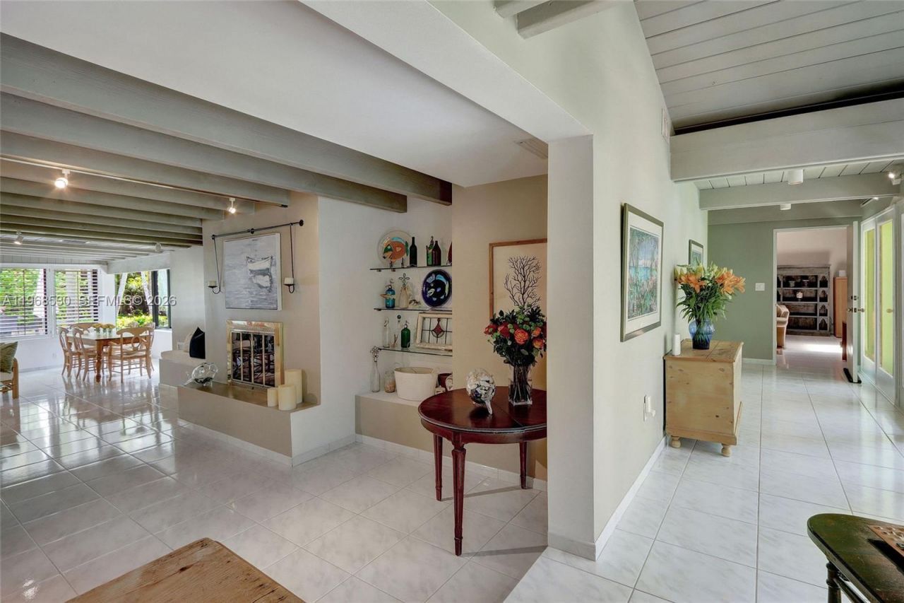 9290 SW 117th Ter, Pinecrest, FL 33176 Photo