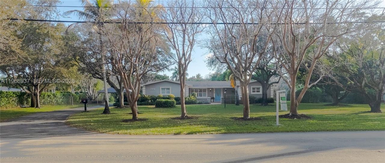 9350 SW 120th St, Miami, FL 33176 Photo