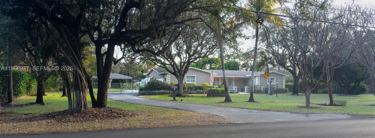 9350 SW 120th St, Miami, FL 33176 Photo