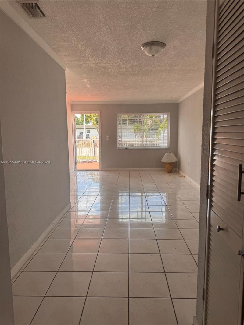 19317 NW 47th Ave, Miami Gardens, FL 33055 Photo