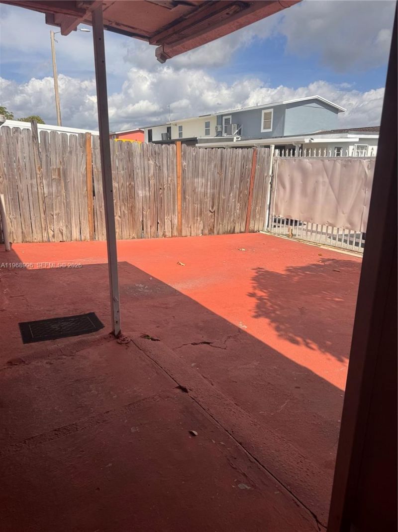 19317 NW 47th Ave, Miami Gardens, FL 33055 Photo